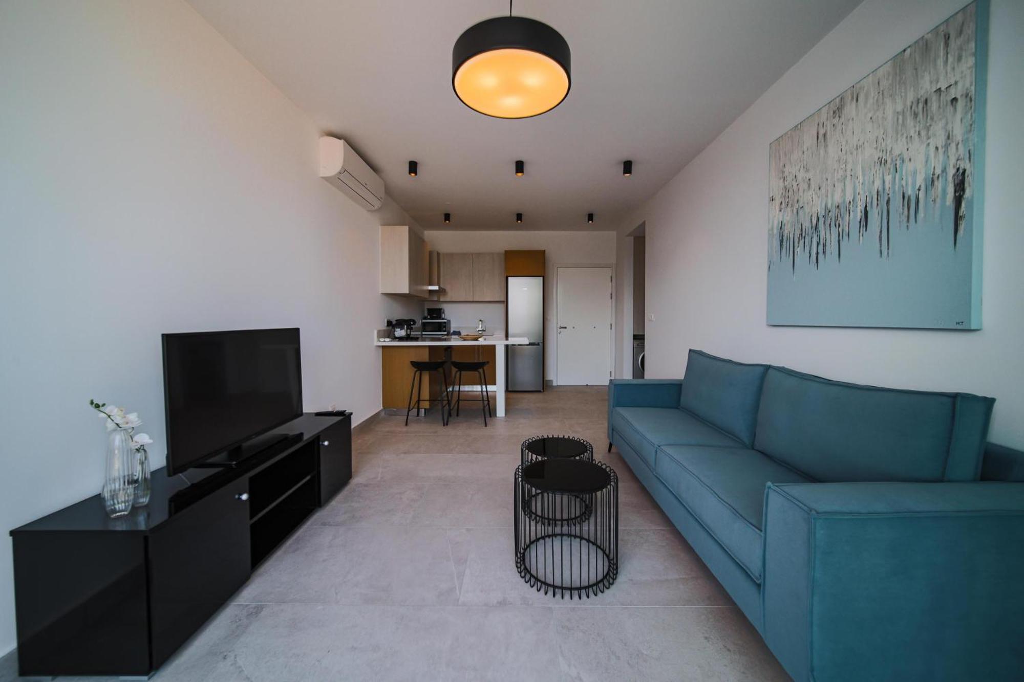 Avenue 102 1 Bed Apartment Paphos Exterior photo